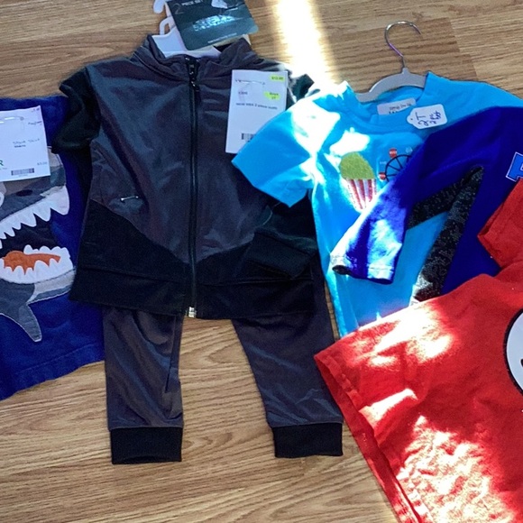Bundle of 2T - Picture 1 of 1